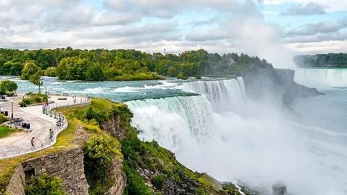 Great lakes thousand island cruise